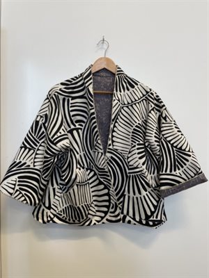 Mønster til vores lækre korte kimono jakke - (L-XL)